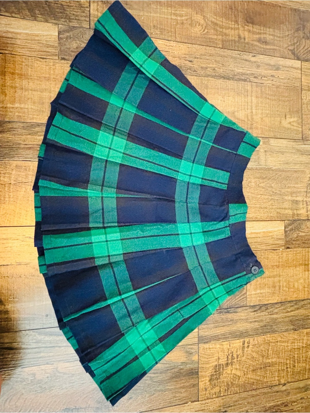 Classic Green & Navy Plaid Pleated Mini Skirt